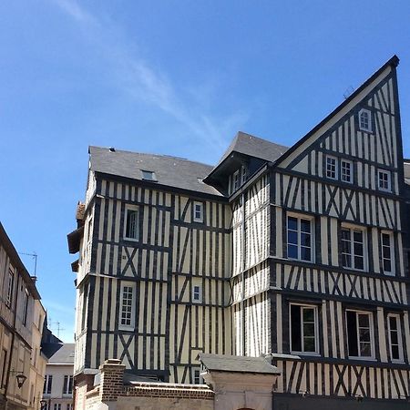 Logis Saint Eloi Leilighet Rouen Eksteriør bilde