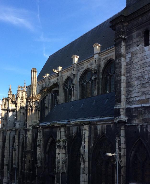 Logis Saint Eloi Leilighet Rouen Eksteriør bilde